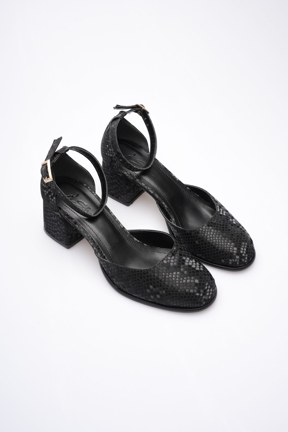 Kadın Toptan Topuklu Ayakkabı TR12MS10D