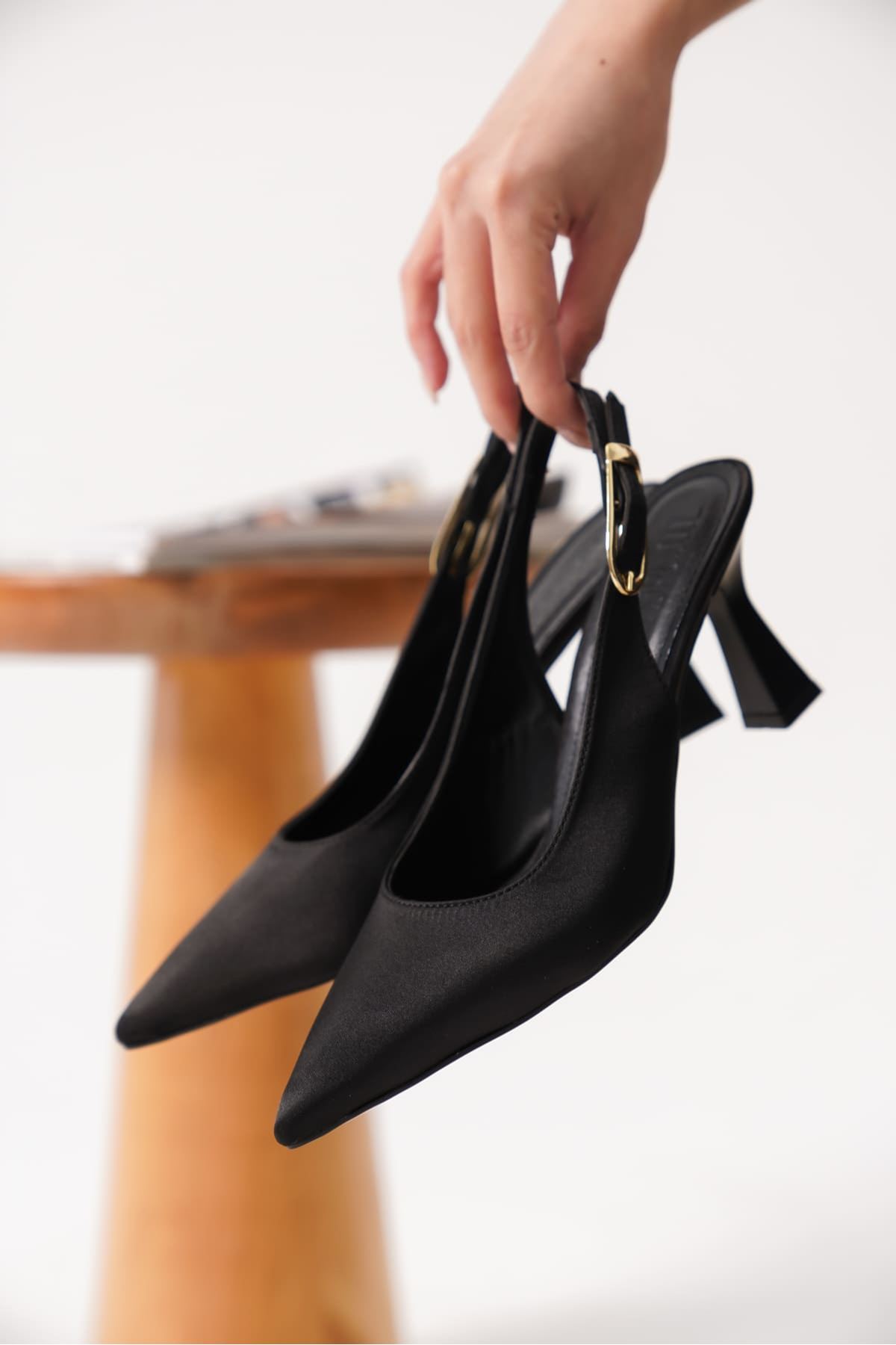 Toptan Kadın Topuklu Ayakkabı TR20MS01F