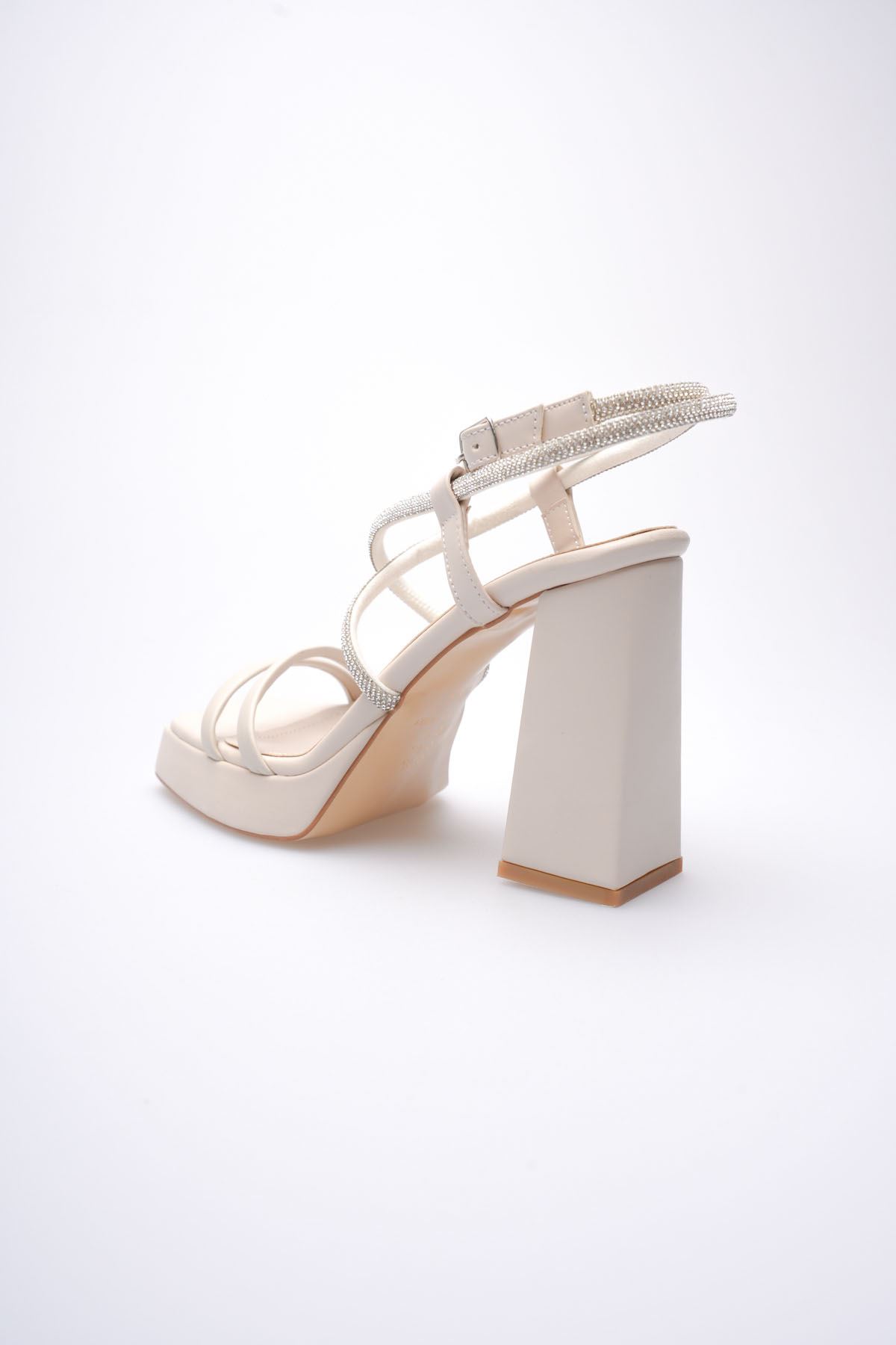 Toptan Kadın Topuklu Sandalet TR12MY02C