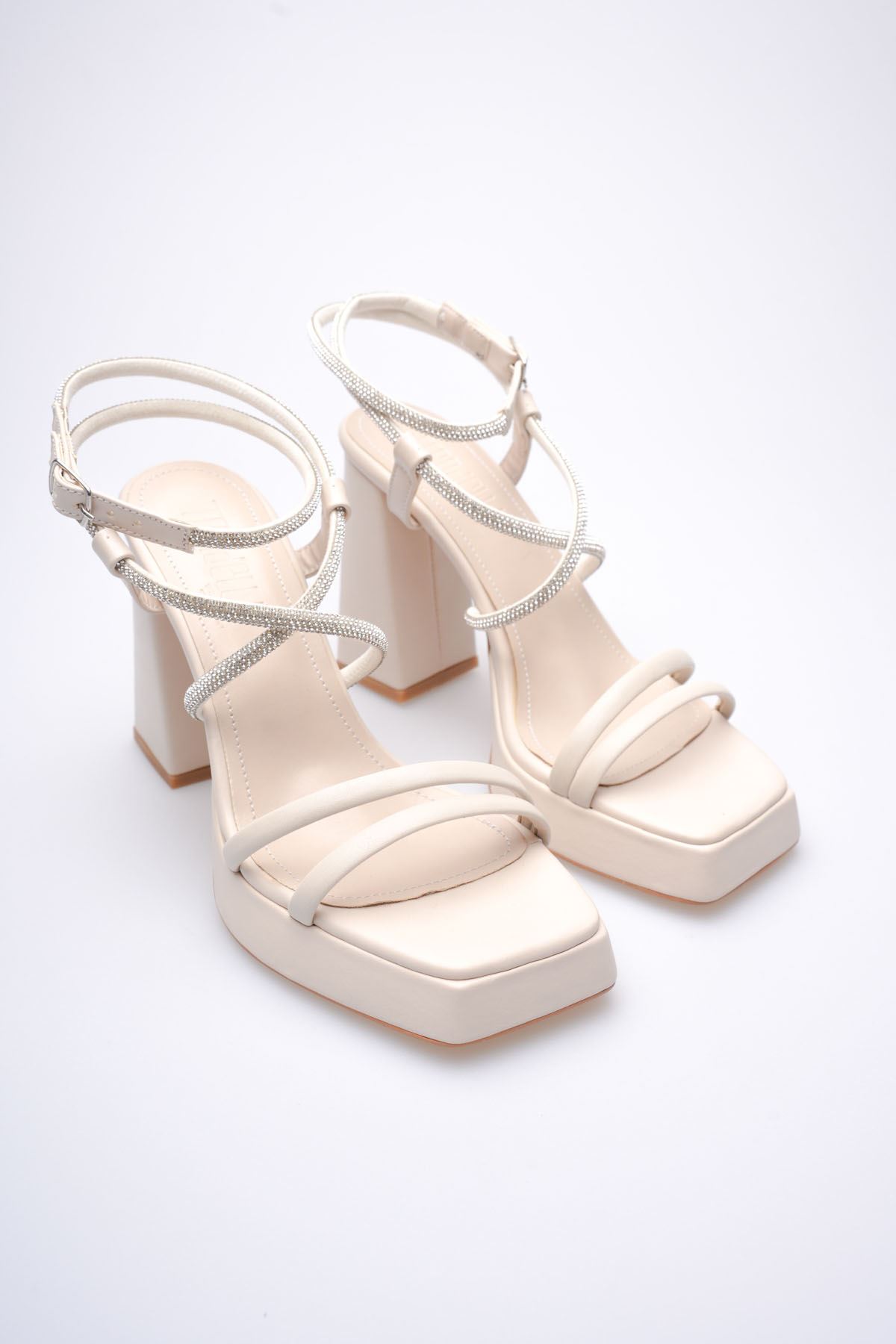 Toptan Kadın Topuklu Sandalet TR12MY02C