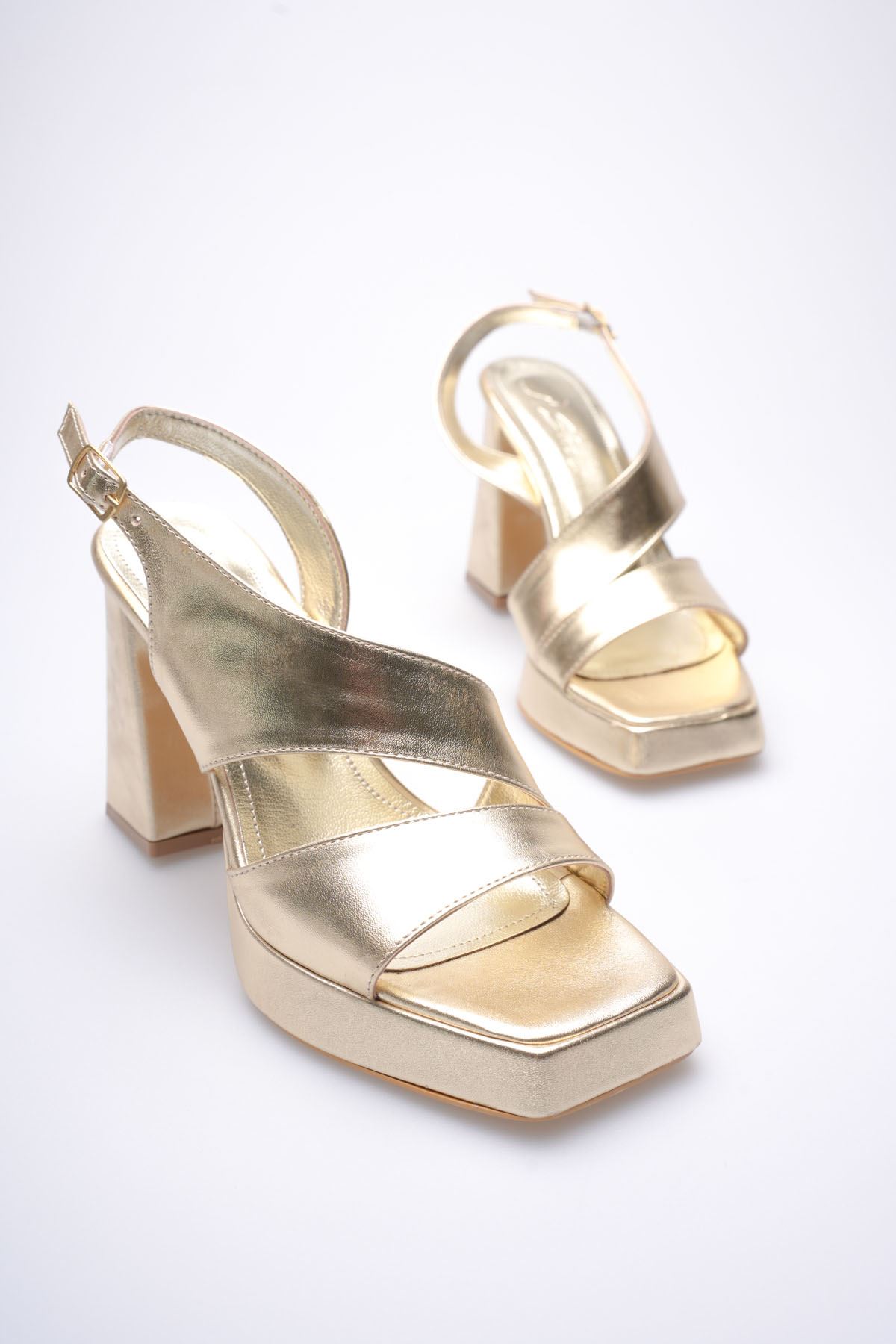 Toptan Kadın Topuklu Sandalet TR12MY04G