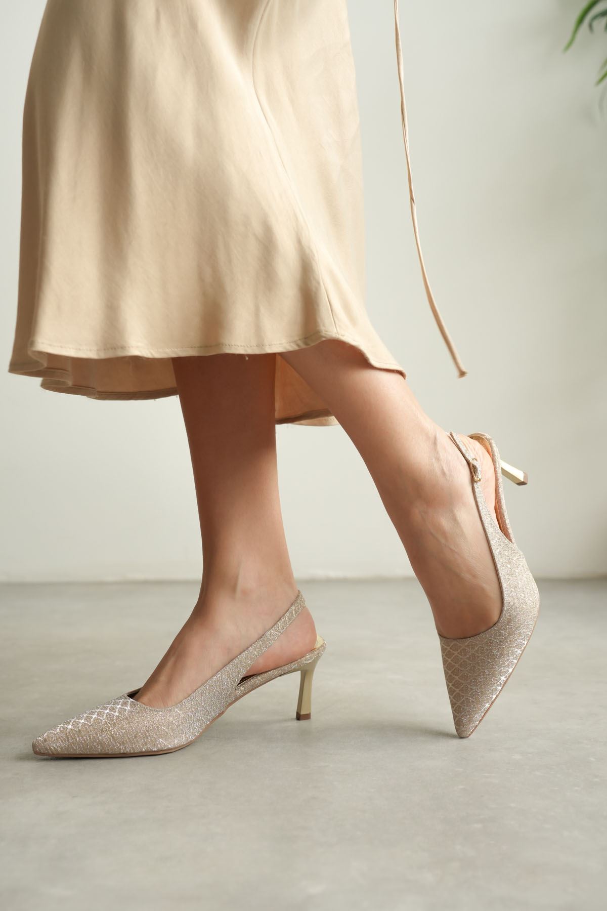 Toptan Kadın Topuklu Ayakkabı TR08MS49C