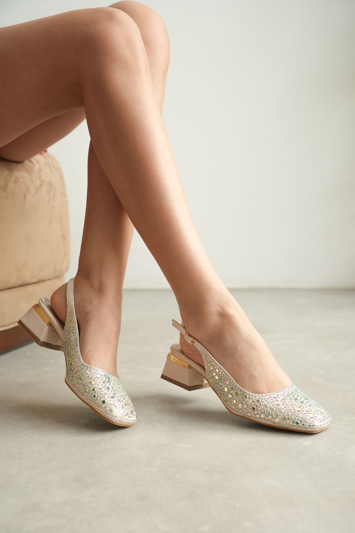 Toptan Taşlı Kadın Ayakkabı TR08MS53B