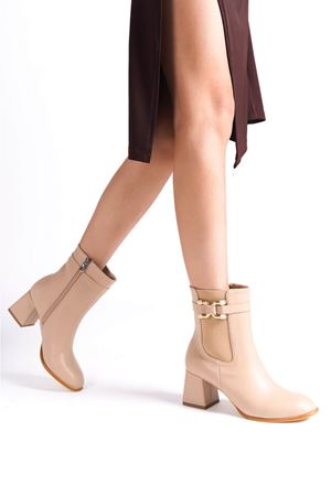 Kadın Kışlık Topuklu Bot TR12MK01C