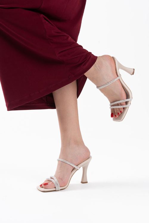 Toptan Topuklu Siyah Kadın Terlik TR20MY01C