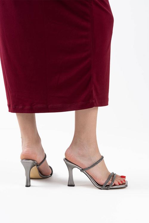 Toptan Topuklu Siyah Kadın Terlik TR20MY01G