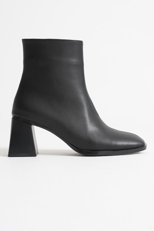 Kadın Siyah Toptan Topuklu Bot TR08MK24A