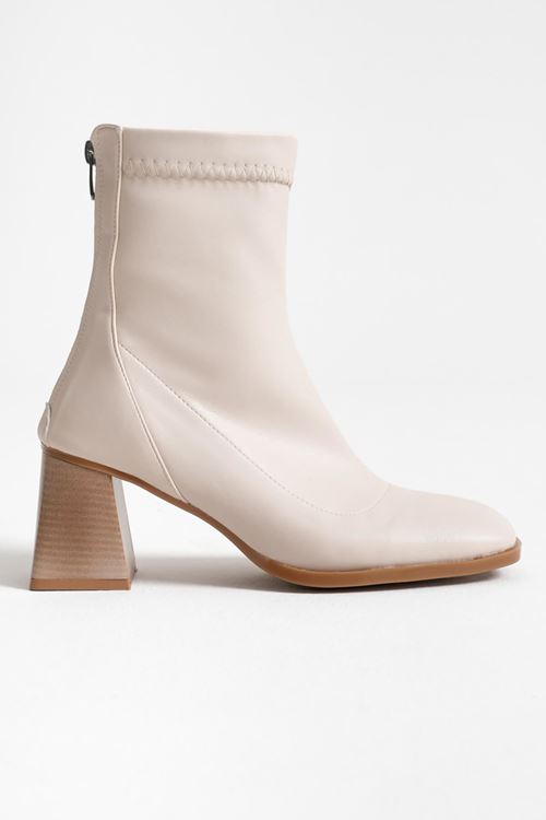 Toptan Topuklu Bej Kadın Kışlık Bot TR08MK01B