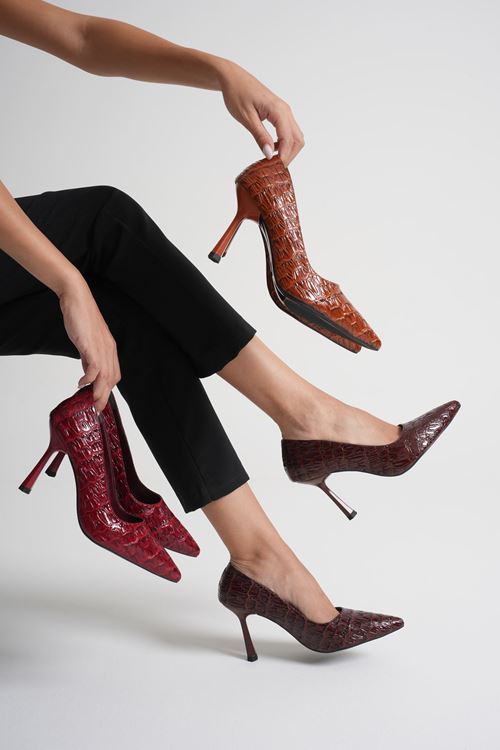 Toptan Kadın Stiletto Ayakkabı TR06MS23B
