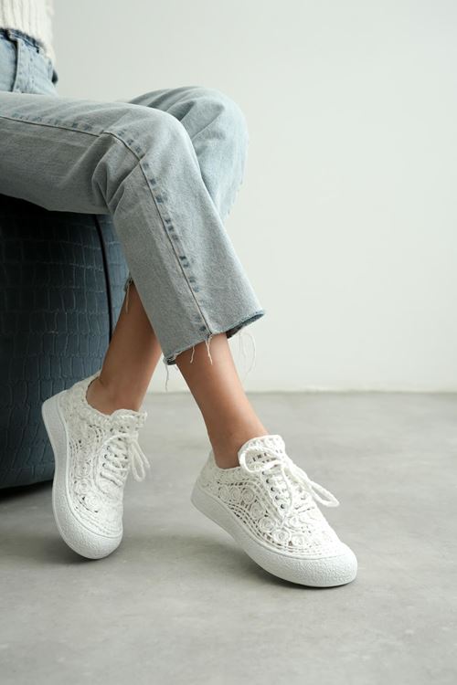 Toptan Kadın Beyaz Sneaker TR01MY01B