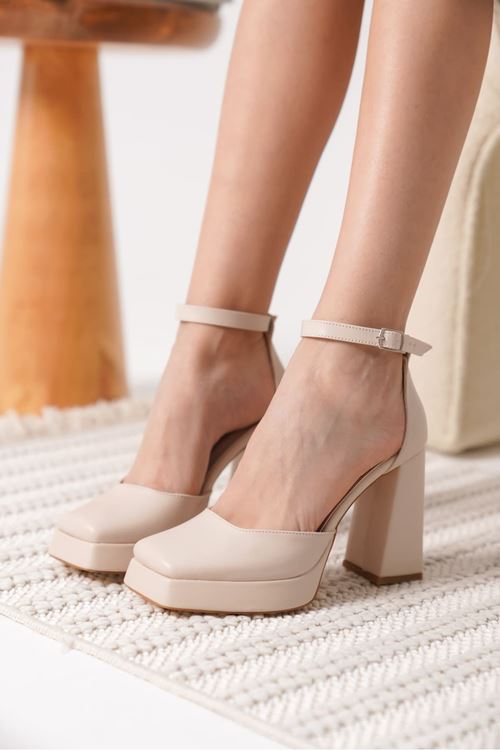 Toptan Kadın Topuklu Sandalet TR12MY07C