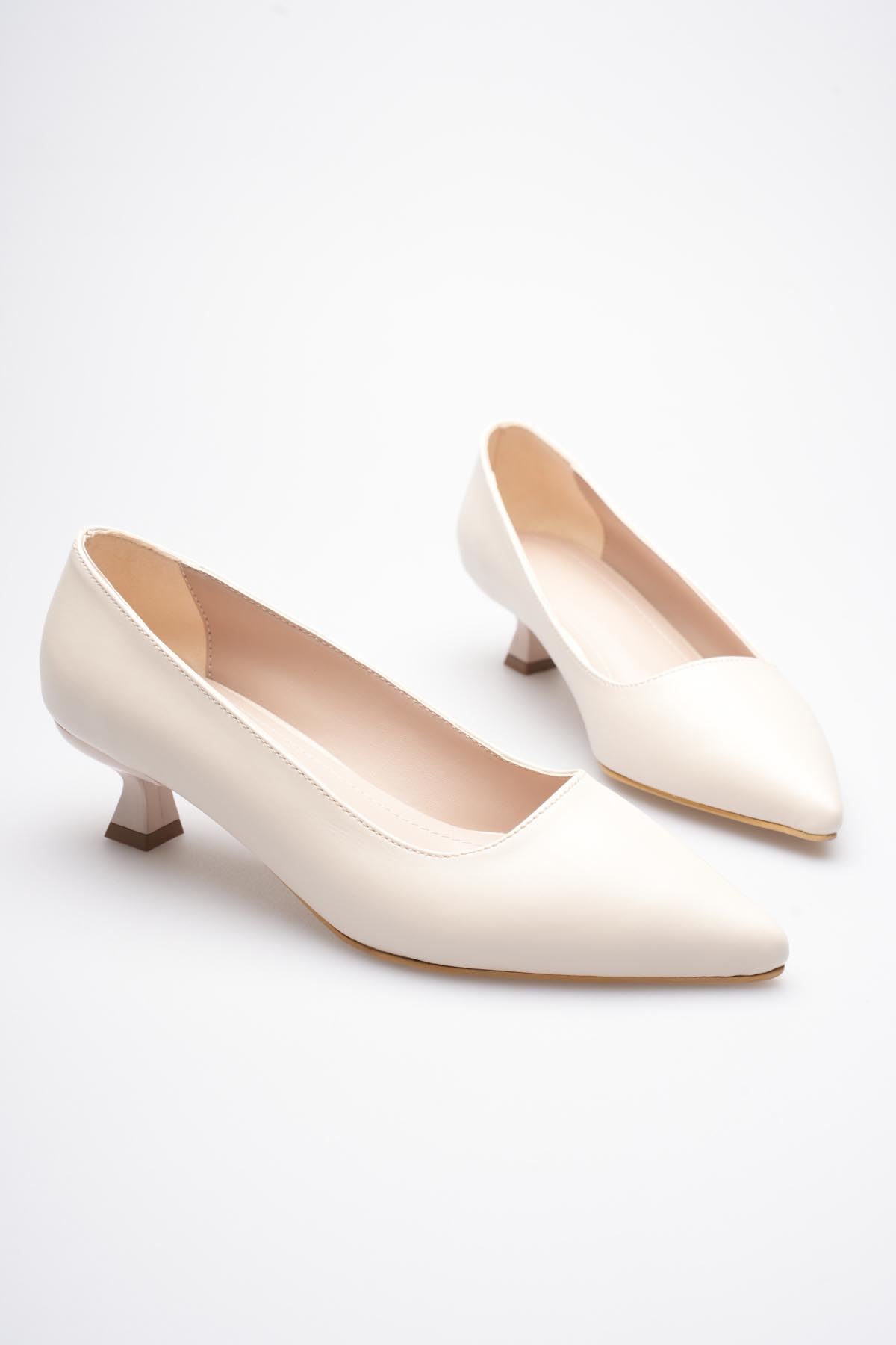 Toptan Kadın Günlük Stiletto Ayakkabı TR20MS03B