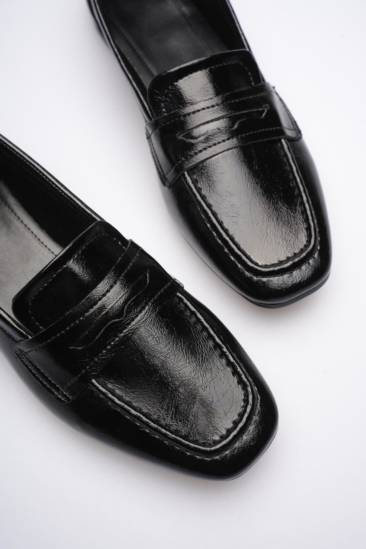 Toptan Kadın Günlük Babet Ayakkabı TR19MS02A