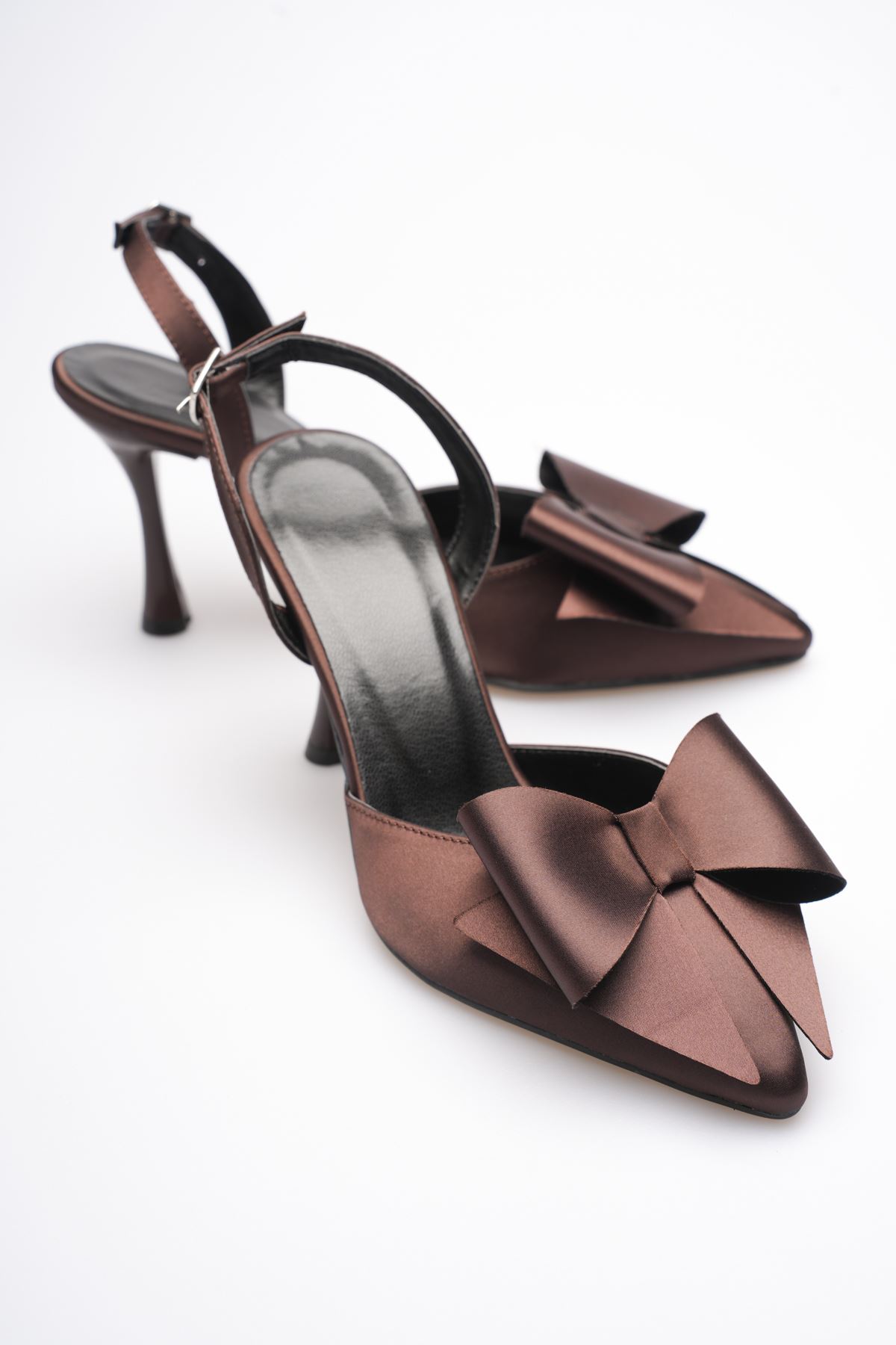 Toptan Kadın Fiyonklu Topuklu Ayakkabı TR40MS01C