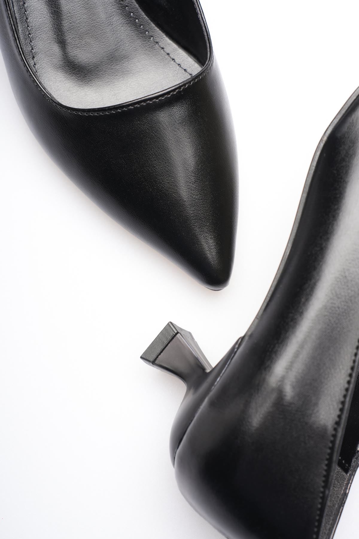 Toptan Kadın Günlük Stiletto Ayakkabı TR20MS03A