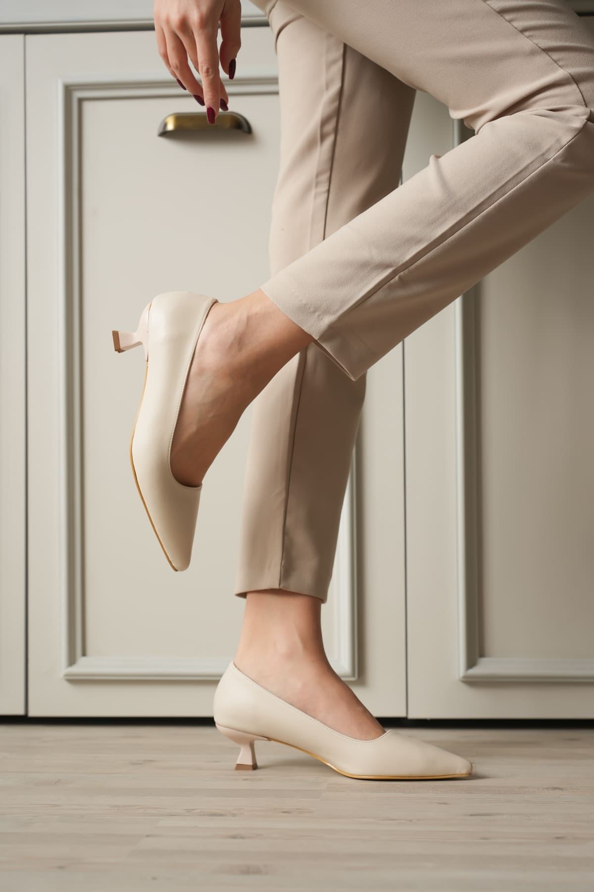 Toptan Kadın Günlük Stiletto Ayakkabı TR20MS03B