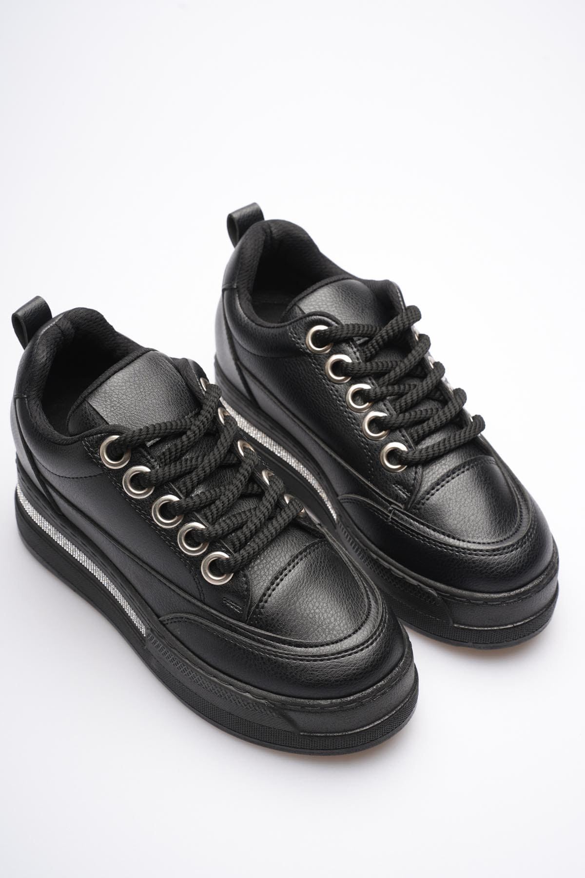 Toptan Kadın Spor Ayakkabı TR04MS01D