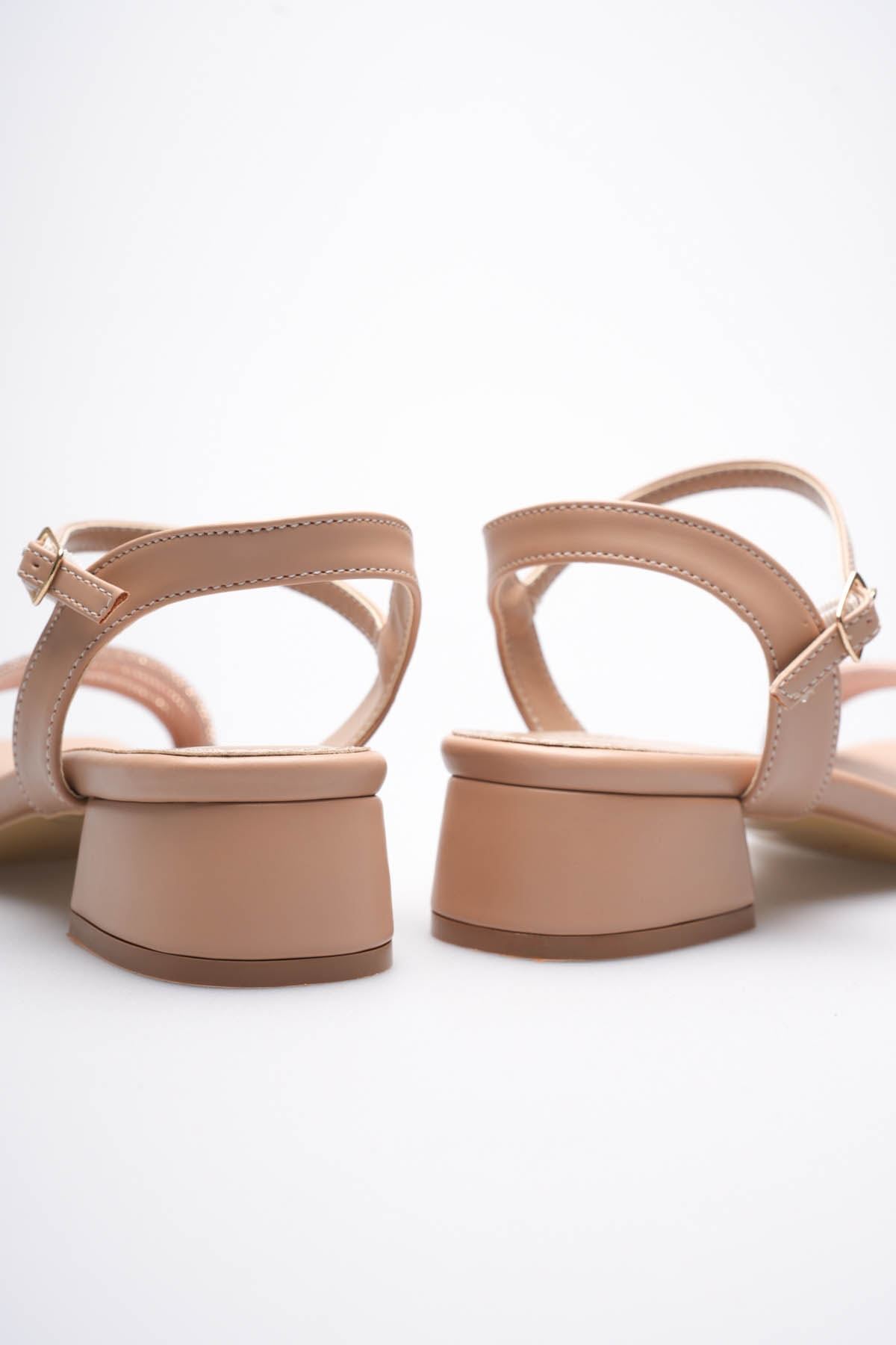 Kadın Toptan Taşlı Sandalet TR20MY26D