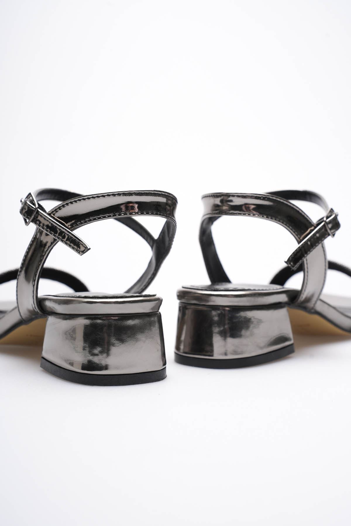 Kadın Toptan Taşlı Sandalet TR20MY26G