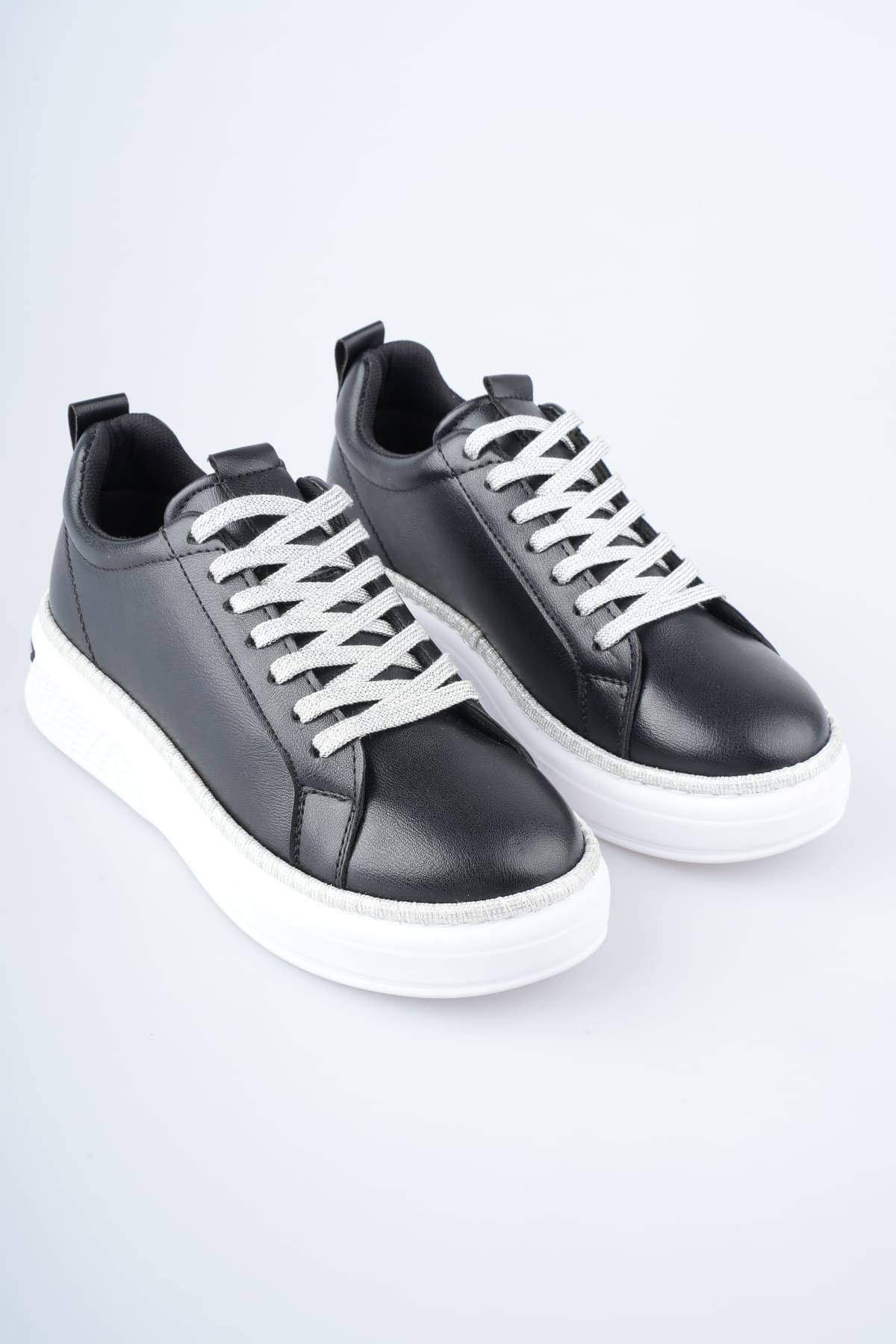 Toptan Kadın Siyah Sneaker TR01MS04A