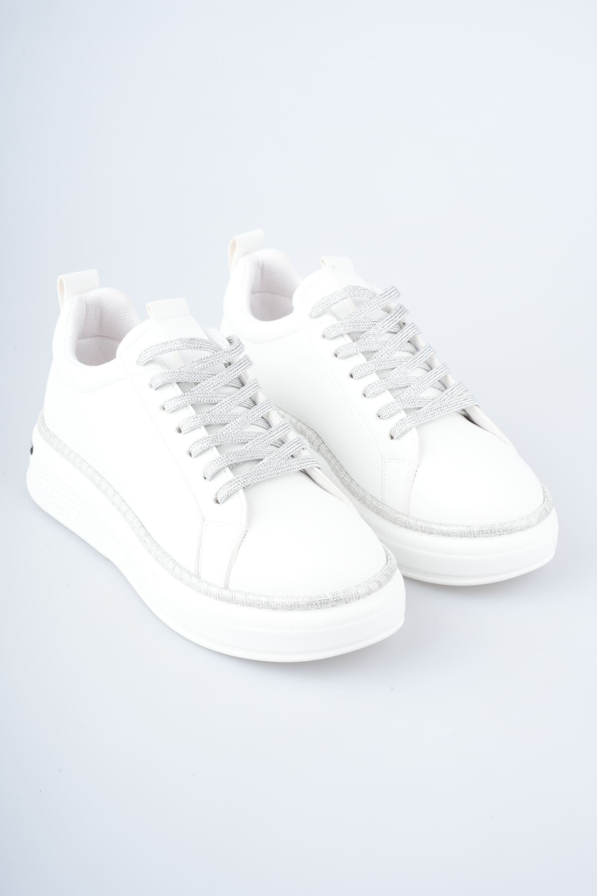 Toptan Kadın Siyah Sneaker TR01MS04B