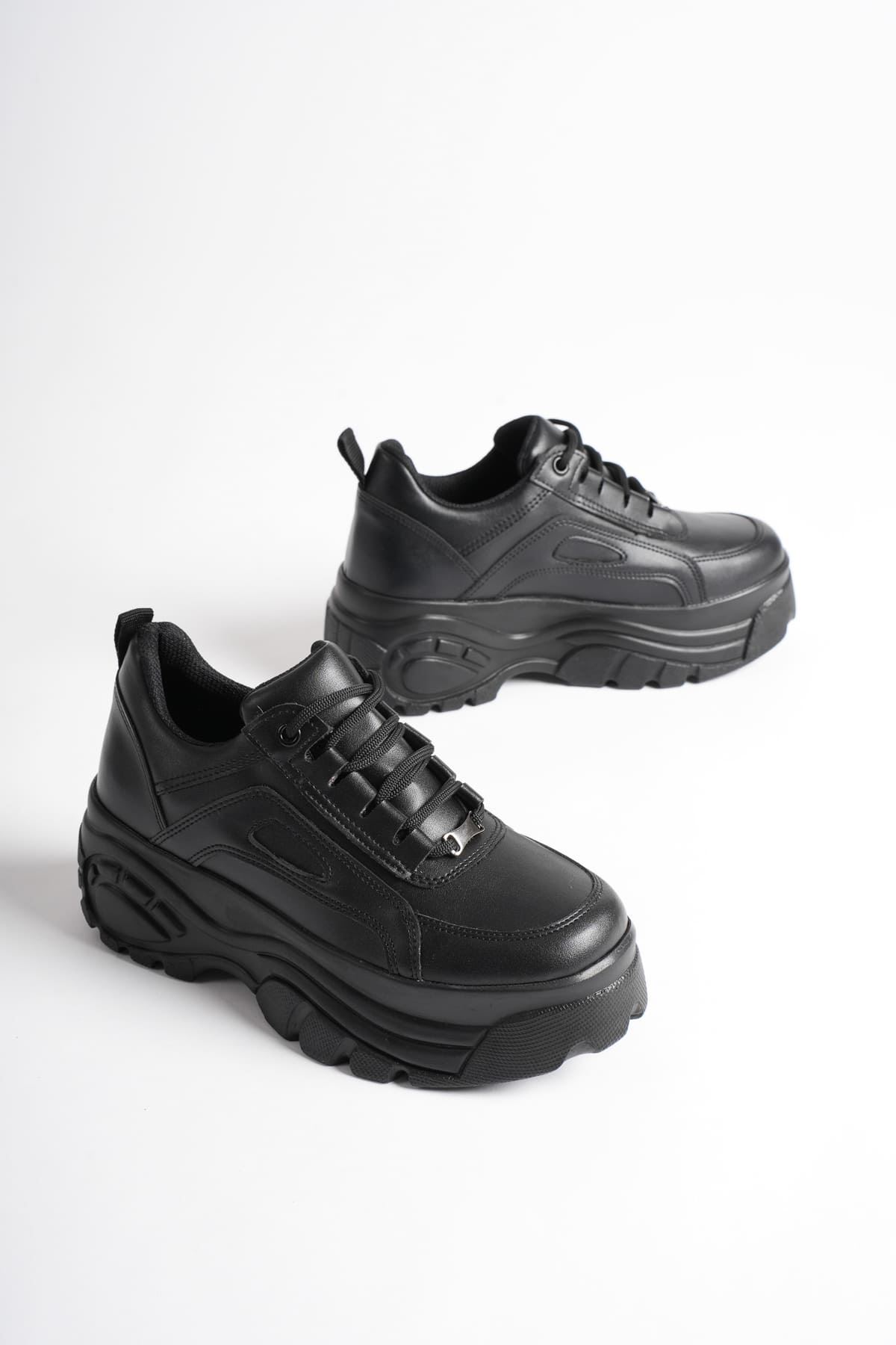 Toptan Kadın Siyah Sneaker TR05MS07A
