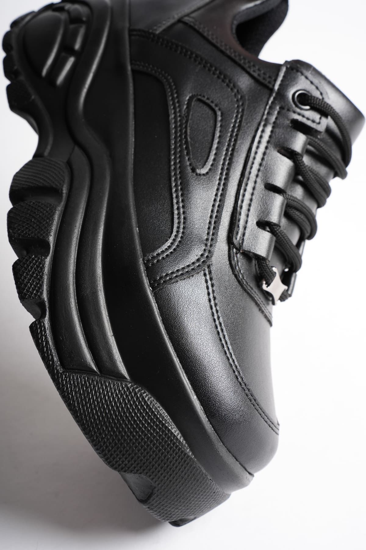 Toptan Kadın Siyah Sneaker TR05MS07A